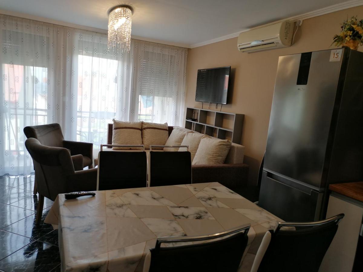 Bettina47 Apartman Hajdúszoboszló Exterior foto